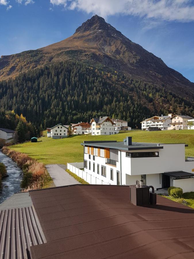 Alp-Aren Apartamento Galtür Exterior foto